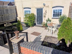 Photo 4- click for photo gallery